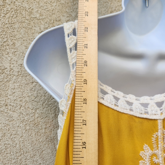 IT'S PINK Women’s Tank Top Size Large Yellow Lace Embroidery Whimsigoth Babydoll - Picture 9 of 10